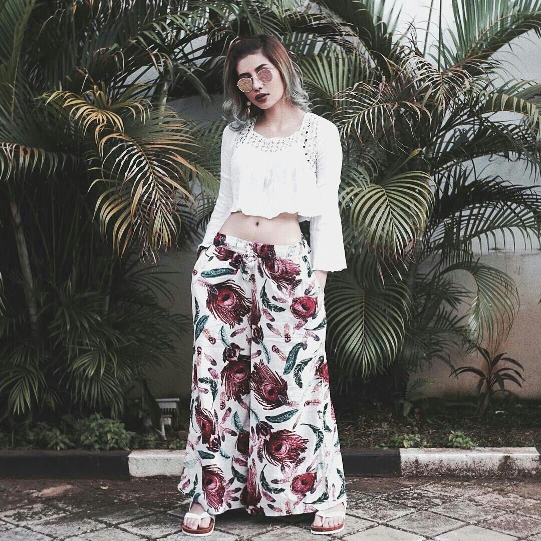 awkarinMp's tweet photo. siang guys mwahh :* https://t.co/pBbxeKrf28
