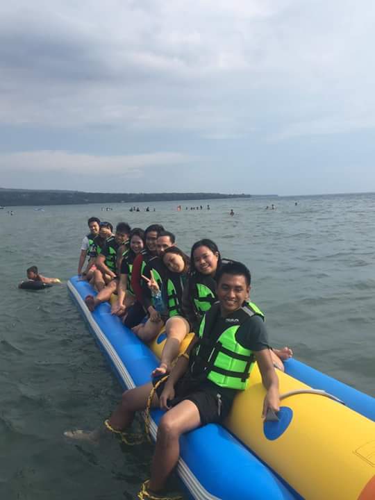 pmndnnlois's tweet photo. 04-09-17--->Will forever rememberthat date!We were thrown inthe middle ofthe sea with my lifevest not properly worn but hell,Imma Survivooor https://t.co/6RSHtWyp1q