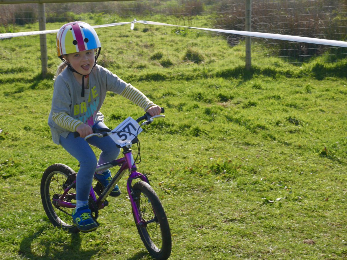 TeamJenxy's tweet photo. Starting the @ThisGirlCanUK attitude early with a muddy cyclocross for this 5 year old. Smiled through the whole event. https://t.co/O0WDiBVe9T