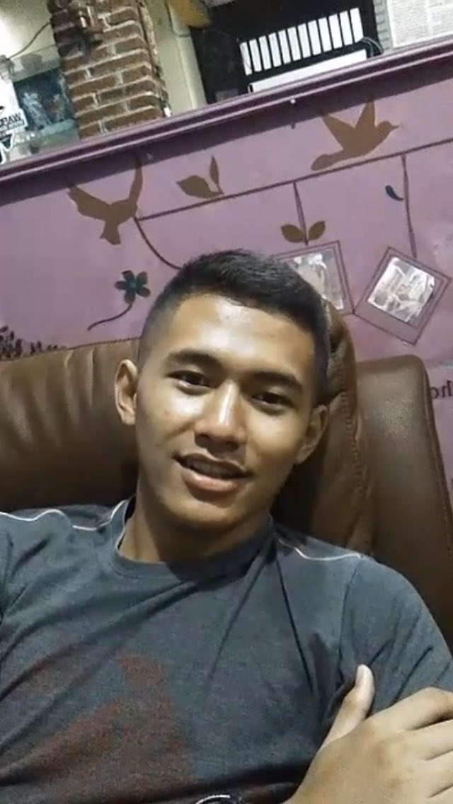 dijk__'s tweet photo. Suka aja kalo liatin dia lagi live , lambemu iku lho https://t.co/LinmcYWVSg