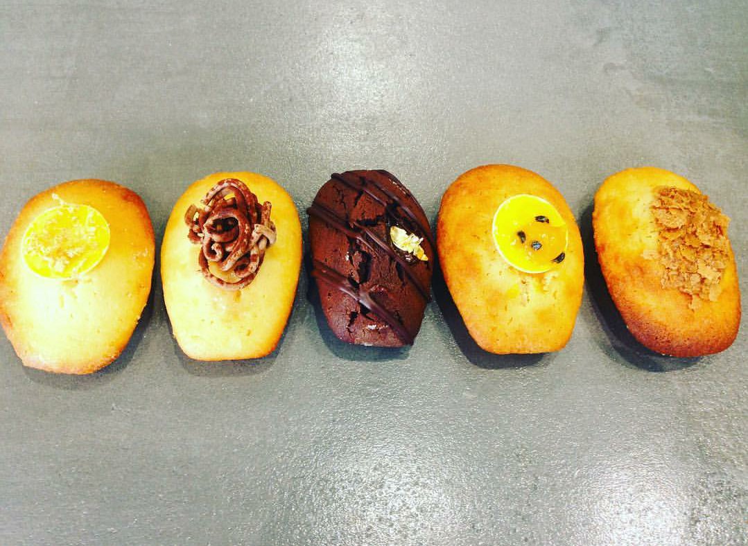 moneclair's tweet photo. Un aperçu de nos nouvelles madeleines cœurs coulantes. Faites-vous plaisir et venez les déguster dans nos boutiques !
#moneclair #glutenfree https://t.co/SmtoP0umfu