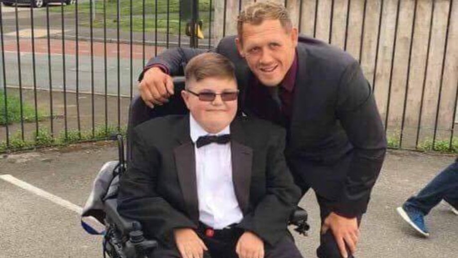 GHRLiverpool's tweet photo. Pls RT and send Josh a card https://t.co/qijk0ZkXon https://t.co/CS7dNUIMXO