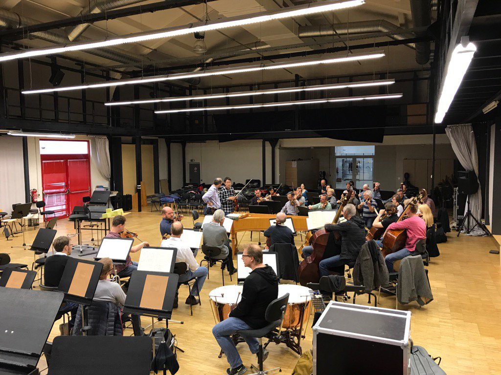 npwestfalen's tweet photo. #DonGiovanni #Mozart #ProbenBeginn mit #RasmusBaumann @npwestfalen https://t.co/rMXK7VPZI8