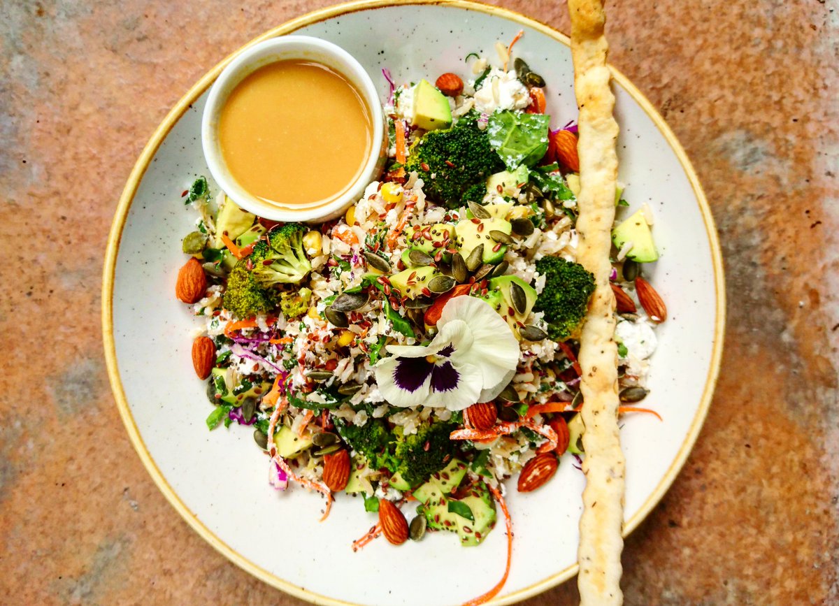 After a rough weekend, detox with one of our nutritious salads. This dish packs the crisp, the crunch and the colour! #RoastHappiness