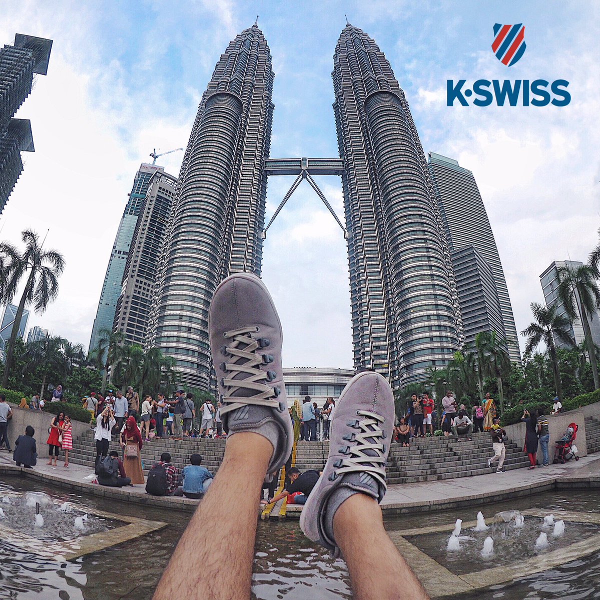 NightPhoomin's tweet image. ทริปกัวลาลัมเปอร์ ไนท์ใส่รองเท้าของ @KSWISS รุ่น Classic 88 Sport หล่อเลยยย | Traveling with #kswiss #kswissthailand #kualalumpur #malaysia