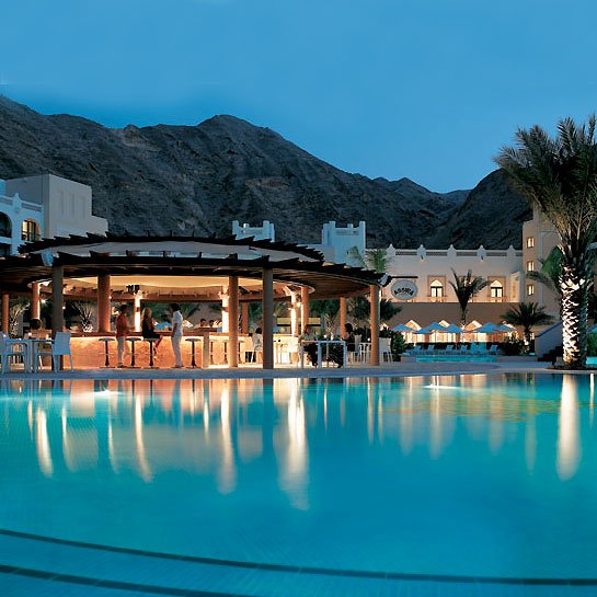 Multiload_'s tweet image. Barr Al Jissah Resort, #Oman
#Lighting enhances the distinctive character of the open-air bar and restaurant areas
multiload.co.uk