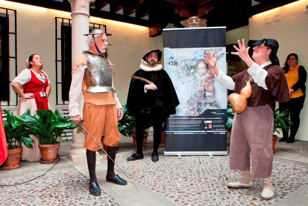 Renfe's tweet photo. ¿Desde Atocha hasta Alcalá de Henares junto a Don Quijote y Sancho Panza? Sube los sábados al Tren de Cervantes https://t.co/R4I7O8EZRW https://t.co/MUQB9IaiLE