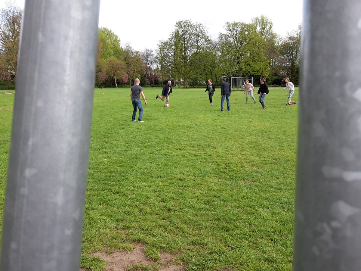 SanneVoncken's tweet photo. Ook collega's #modordt werken hard mee aan agendapunt #Krispijn: #Weizigtpark meer benutten als recreatief park https://t.co/wYW3Qwn2xE