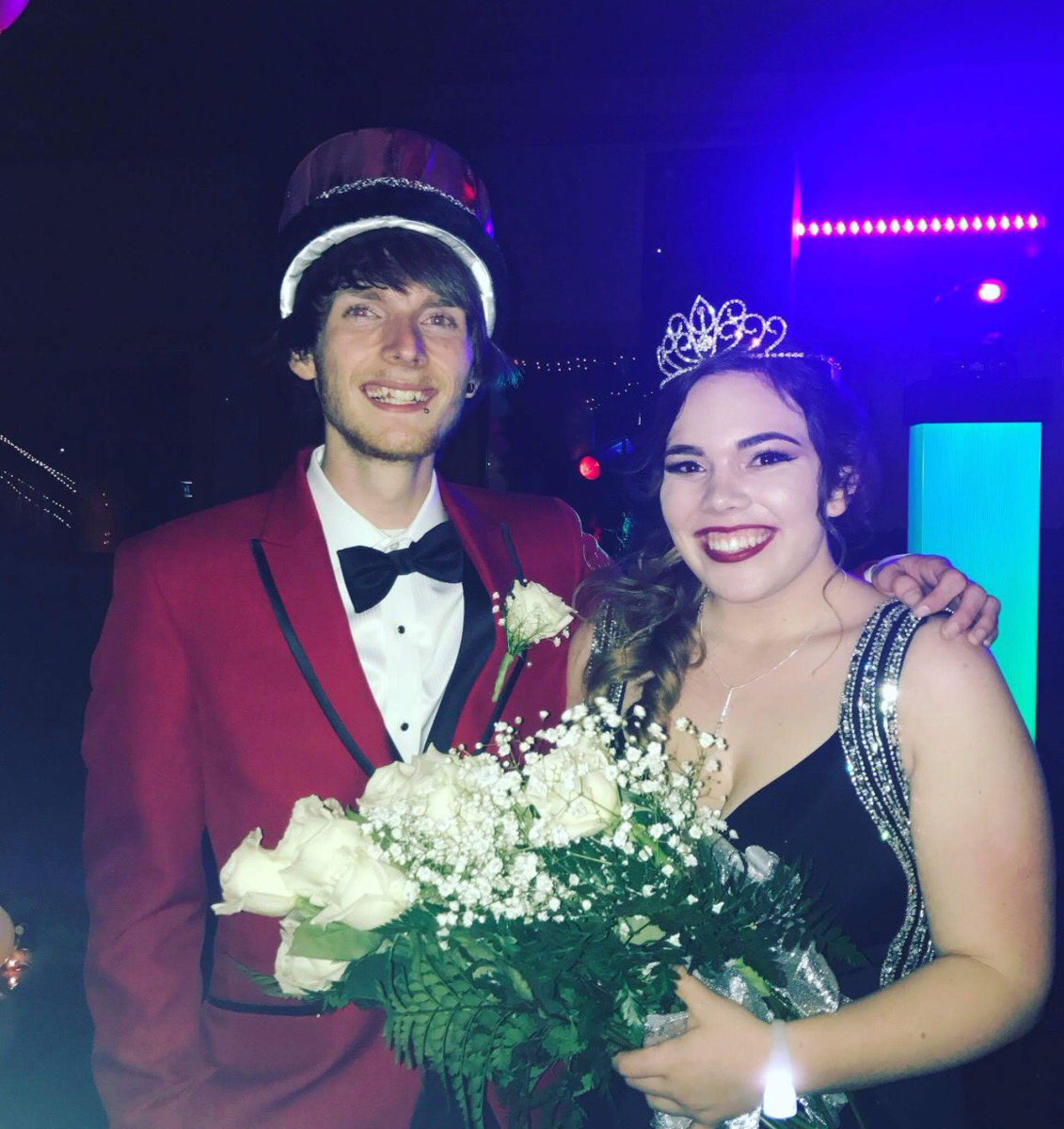 SWSafeCommunity's tweet image. Happy to hear everyone had a fun, safe prom night! #PromPromise Congratulations to the King and Queen!