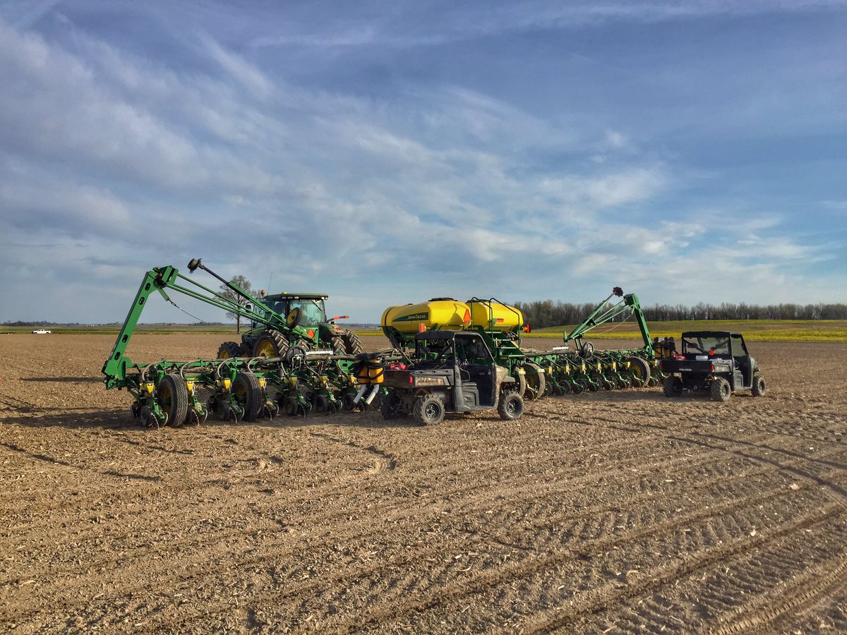 <a href="/ChannelSeed/">Channel Seed</a> Plot #2 in the ground!  Thanks #EagleCreek! <a href="/BluegrassAg/">Kirk Greenwell</a> <a href="/bndfarms/">Bryan Hendrickson</a> <a href="/dan9330/">corncounty</a> #plant17 <a href="/bdwagr/">Brandon Williams</a> #smsaw