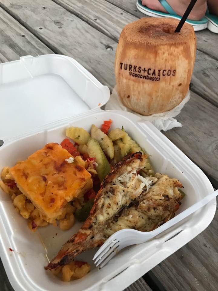 Disc_TandC's tweet photo. @abf1212: Thursday night fish fry!!! #turksandcaicos https://t.co/srmNnYRrMM