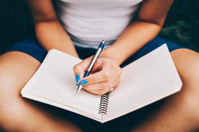 ContentPlant's tweet photo. 5 Areas To Focus On When Writing Brand Content https://t.co/2LOEunQiRy #Focus #Contentcreation #copywriting #Writing #brandContent https://t.co/QGYWNfOtKU