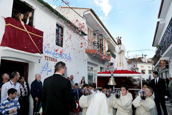#SSanta17 | Con la procesión de hoy, hará 10 años que acompañamos a <a href="/CautivoInfantil/">Cautivo Infantil</a>. La salida será a las 18:00h.
#LunesSanto #Benalmádena