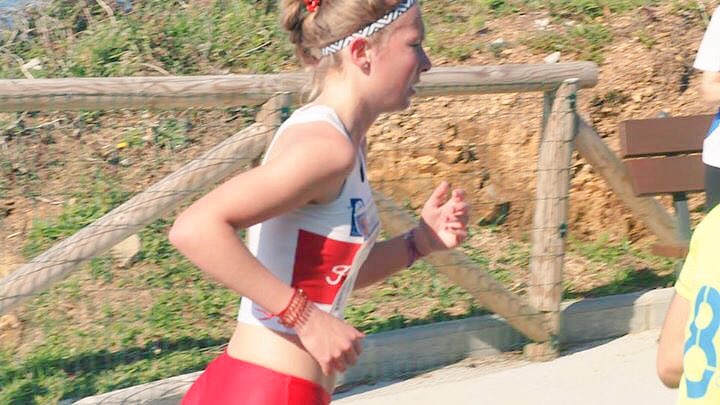 Barbaraargelles's tweet photo. Carrera As poleas!! Correr en casa es aún más especial; 3 puesto Junior femenina. #YoElegiCorrer #atletismo #tapiadecasariego #astutias 🏃‍♀️ https://t.co/1jEoc6Ryvi