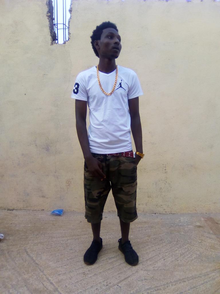 YoungAob1's tweet image. Dans la vie faut jamais douté de toi car Dieu vois tout