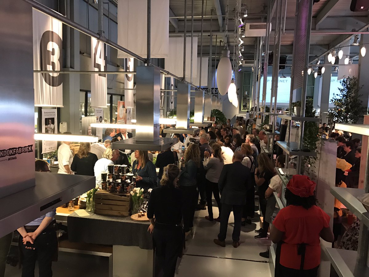 PitchPR_NL's tweet photo. Culiperslunch 2017 #Amsterdam #CPL2017 150 food journalists at de @Kookfabriek #tasty #culi #foodie #wines https://t.co/LiQCHy2Ee8