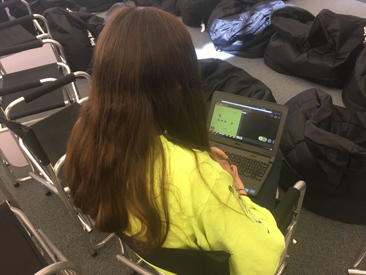 CodeMonkeySTU's tweet image. FAMS Script Monkeys R bringing their A-game 2 #CodeRush &amp;amp; R really excited about the competition! @FortAtkinsonMS @FortMSLibrary #HallofFame