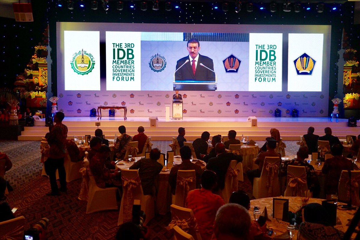 DitjenSEF's tweet photo. Presiden IDB, Bandar Al Hajjar, memberi sambutan pada pembukaan Sovereign Investment Forum. https://t.co/i6JXkdRhgB