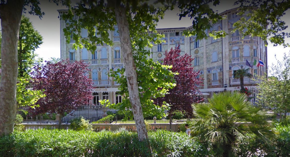 Plants and flowers are wonderful during the Lido's spring