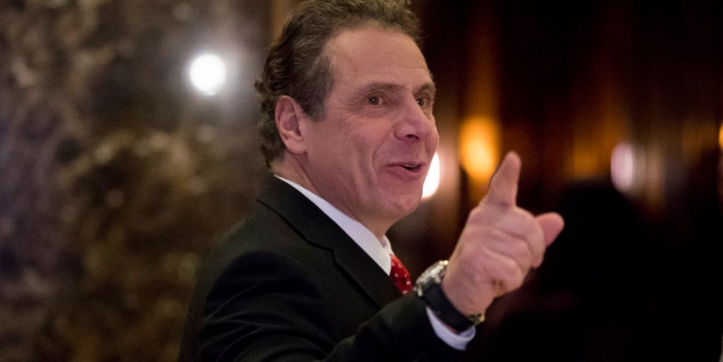 BusinessInsider's tweet photo. New York lawmakers approve Gov. Andrew Cuomo's free middle class college tuition plan https://t.co/z79DFWeRWj https://t.co/Xx7z7Qe5EZ