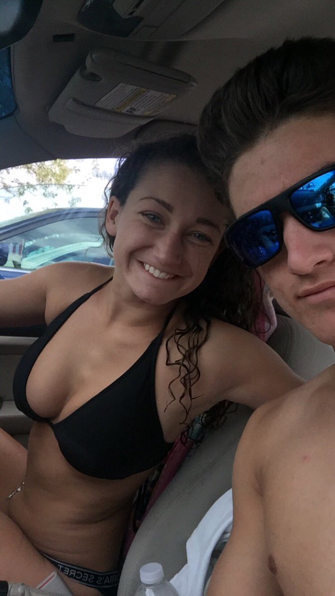 bradparillo2's tweet photo. happy 18th to this coon miss ya #butts @_Jazzcat https://t.co/5GxWAibEJf