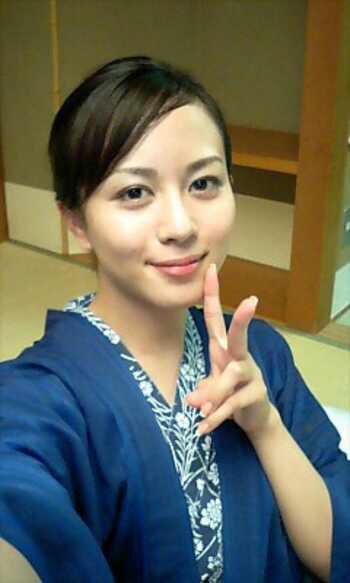 EndoChin's tweet photo. 大丈夫、大丈夫…佐々木希が結婚したけど大丈夫…俺には彼女達がついてる……… https://t.co/QJ0xF606Ek
