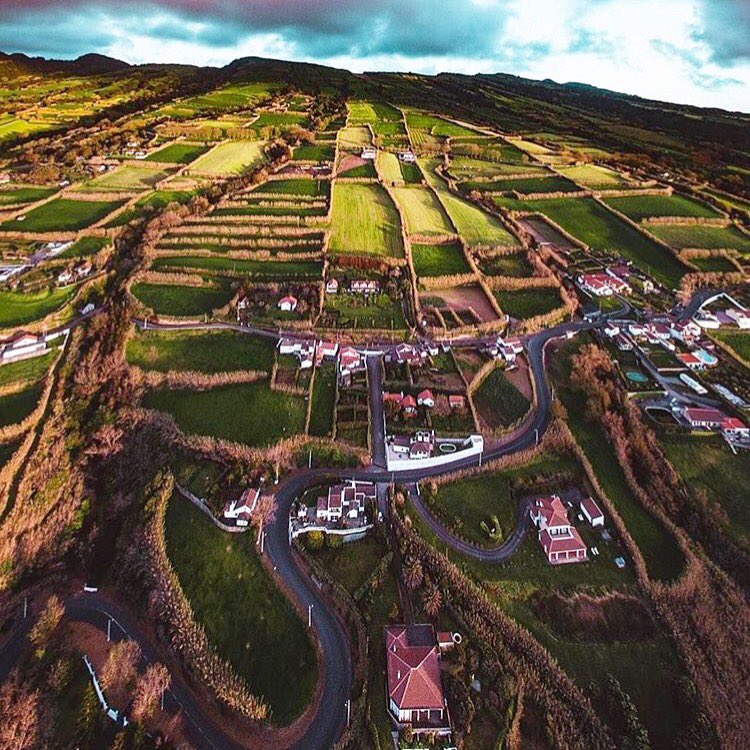 🍀Dikkat🌿
😍Aşırı doğal ortam içerir🌳
Sao Miguel Adası/ Portekiz
Rezervasyon.com