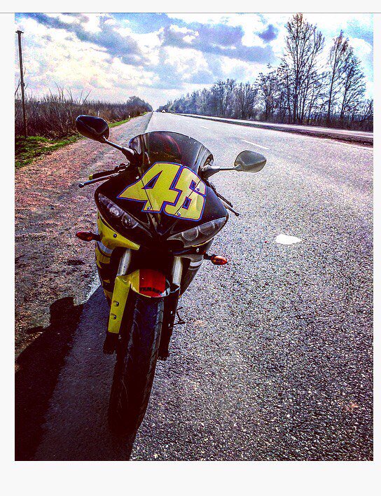 AutoUA_board's tweet photo. 💥 Продам неспешно Yamaha R6 2005 ( Special Edition 46 Valentino Rossi ) ‼МОТ оформлен на мне, на УКРАИНСКОМ УЧЁТЕ! продажа ТОЛЬКО со сня... https://t.co/OwkApL01zN