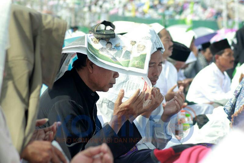 The power of Sandal .
😂  #IstighosahKubro