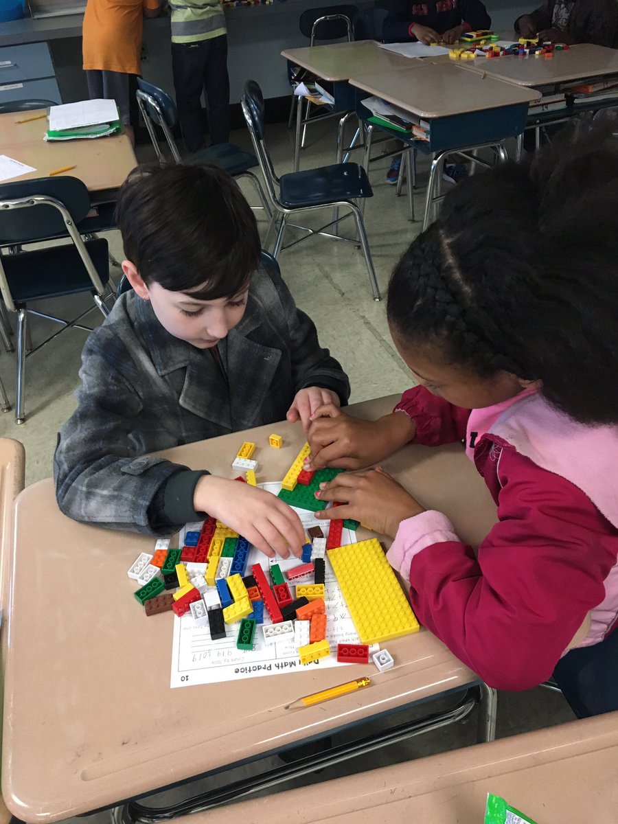msmontebelloMES's tweet photo. Using @LEGO_Group blocks to learn about square units and finding the area of a shape. Who said math isn't fun? @ArtRoom210 @GMASteam 💚🤓 https://t.co/fYQb3Edn83