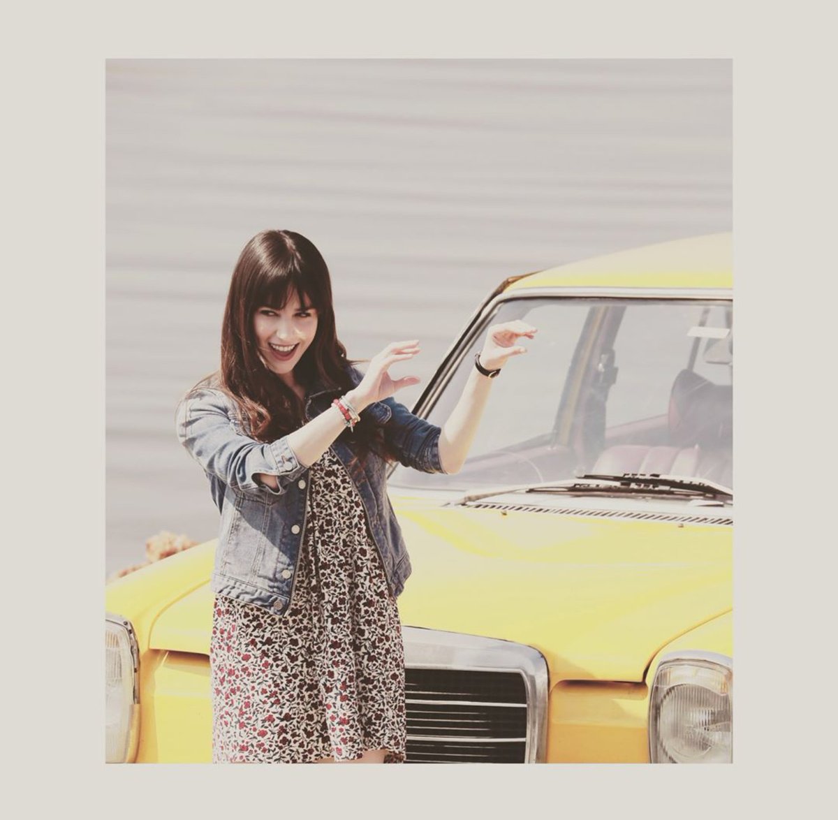handekihou's tweet photo. Yeni/New #ilköpücük 
#ÖzgeGürel @ozgecangurel https://t.co/jyjHQBkv1f