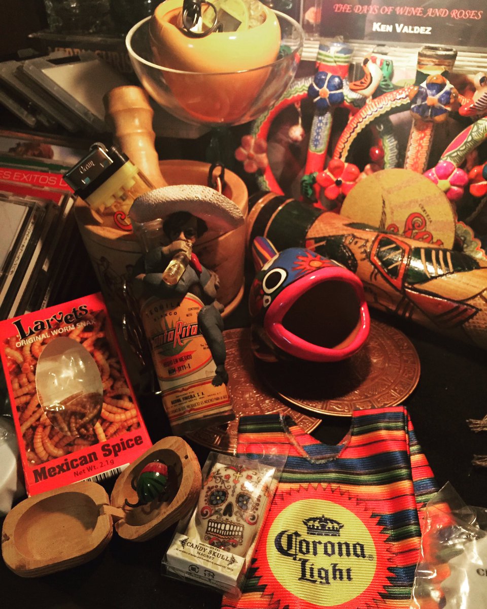 LosNovios_mex's tweet photo. #花見
楽しめましたか？
左のおじさんのような方をよく見ました🤗

#名古屋 #mexico #mexican #メキシコ #メキシコ料理 #ビール #酔っ払い https://t.co/qZ5HwzuHT0