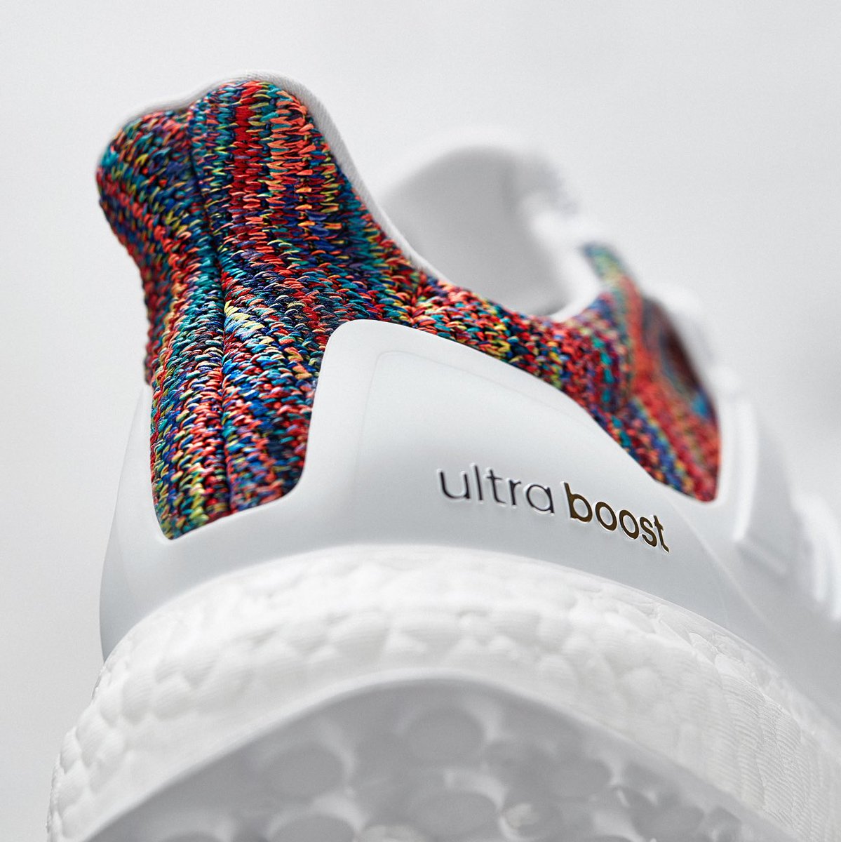 adidasalerts's tweet image. The miadidas Ultra Boost 2.0 releases on #adidas EU this Thursday, April 13.
UK  bit.ly/2nTa1yY
DE  bit.ly/2nZlKgd