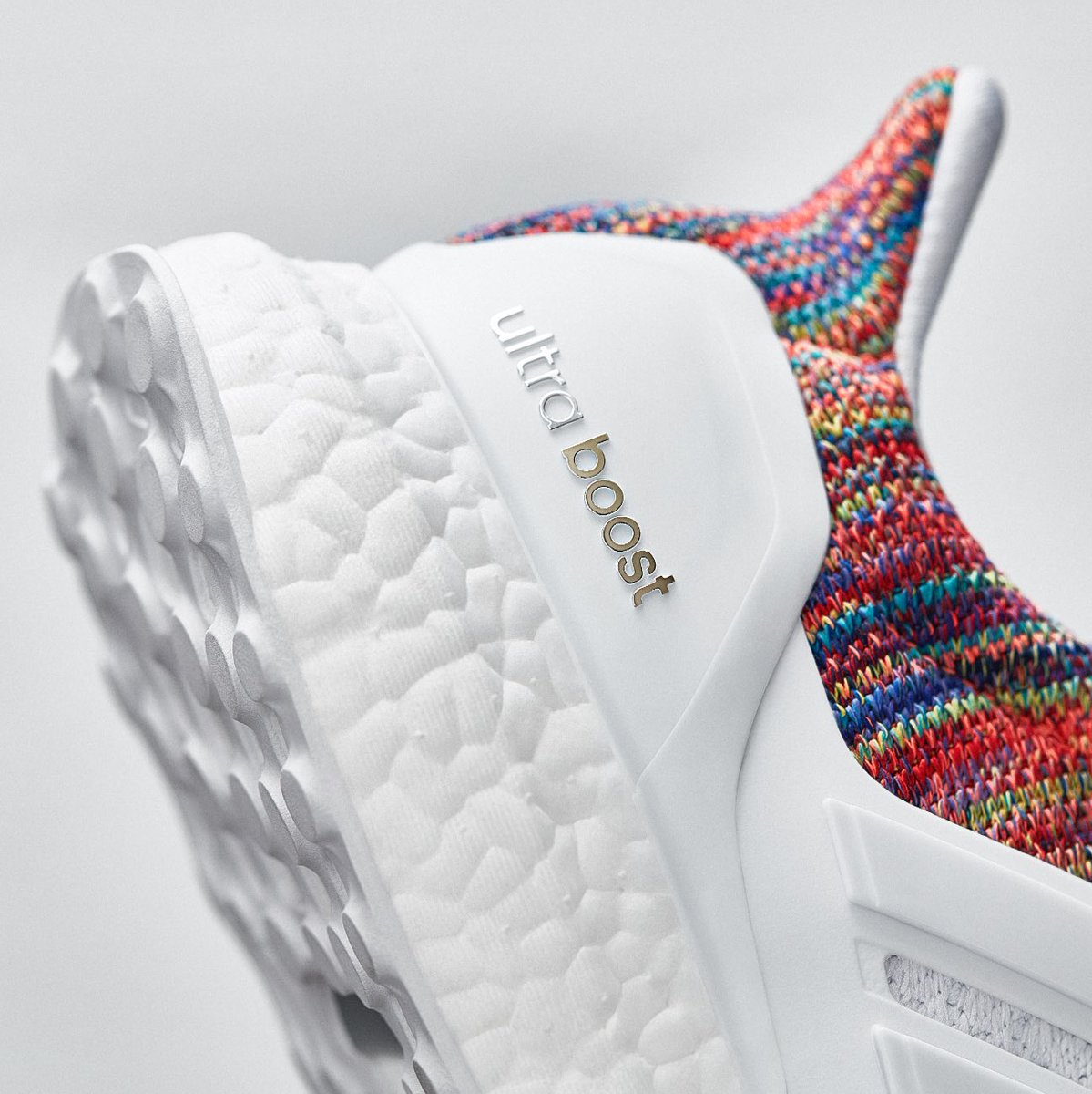 adidasalerts's tweet image. The miadidas Ultra Boost 2.0 releases on #adidas EU this Thursday, April 13.
UK  bit.ly/2nTa1yY
DE  bit.ly/2nZlKgd