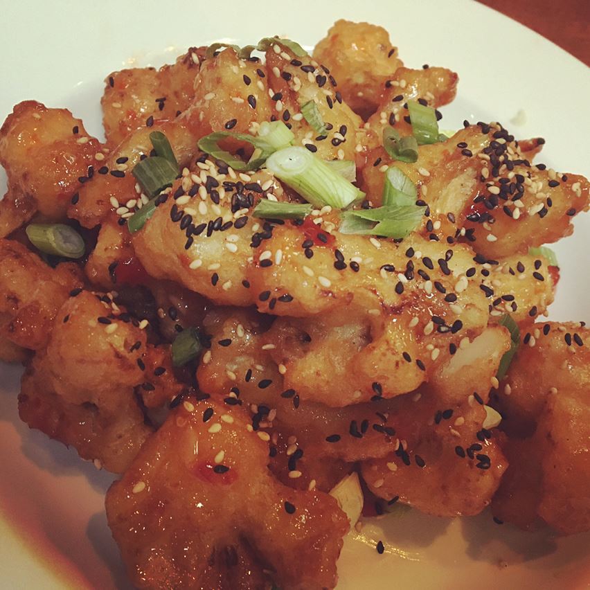 CarolinAramburo's tweet photo. #Subliming away #Vegan-ly ... such sacrifice😂
#YummyFood #DeliciousConversation #ExtraordinaryCompany 🌈🎉 https://t.co/DslV3Ji4mB