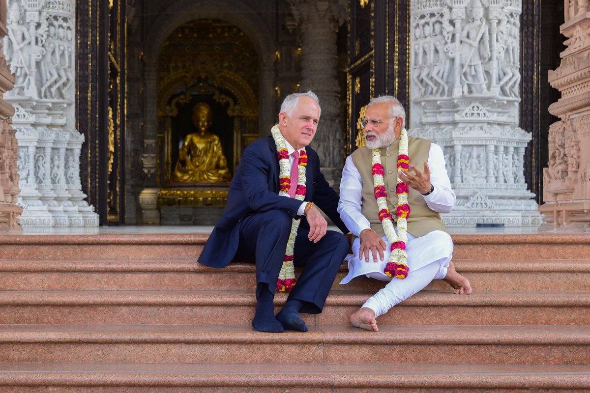 mediocregandhi's tweet photo. Sanskari pre-wedding photoshoot be like https://t.co/bwe5rmOCmq