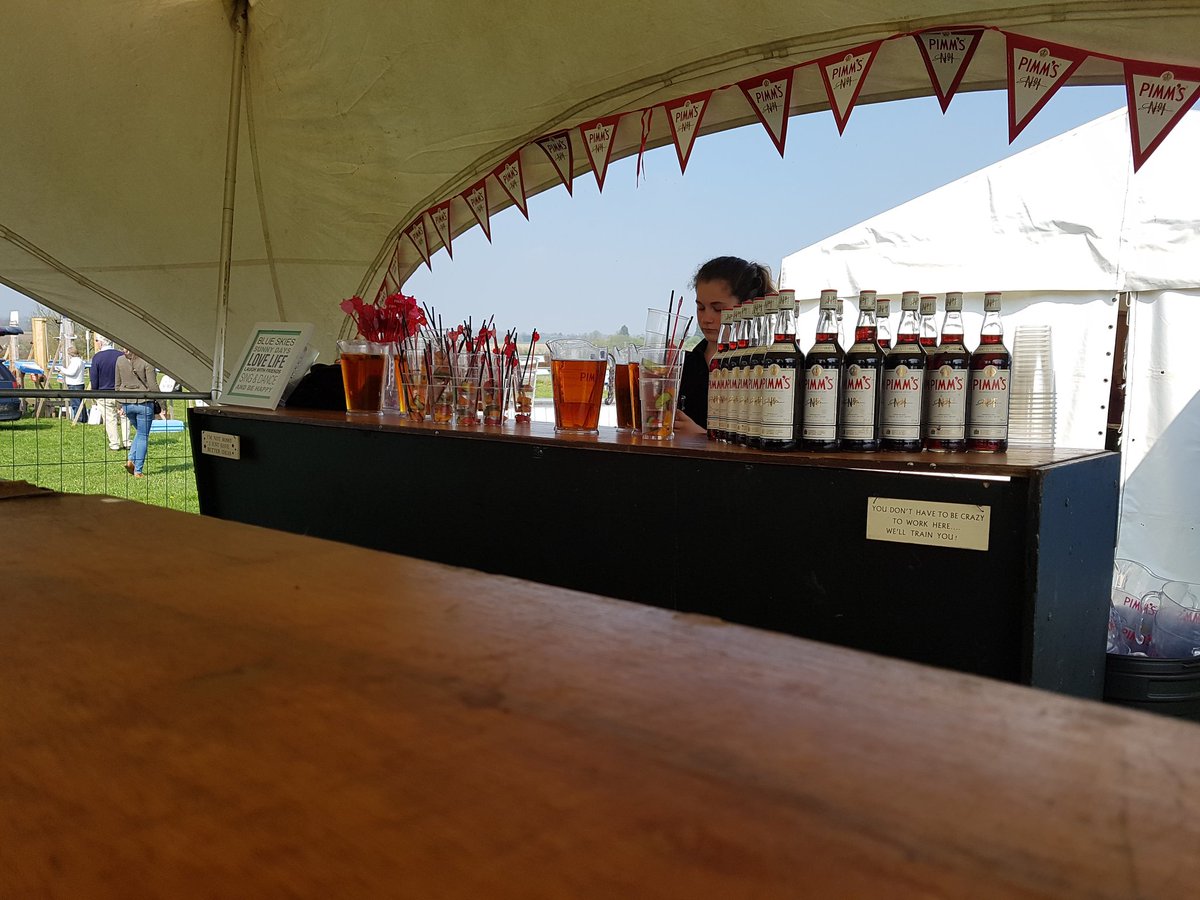 bars4eventsLTD's tweet photo. Pimms o'clock! ☉ https://t.co/5KRKJTDVM8
