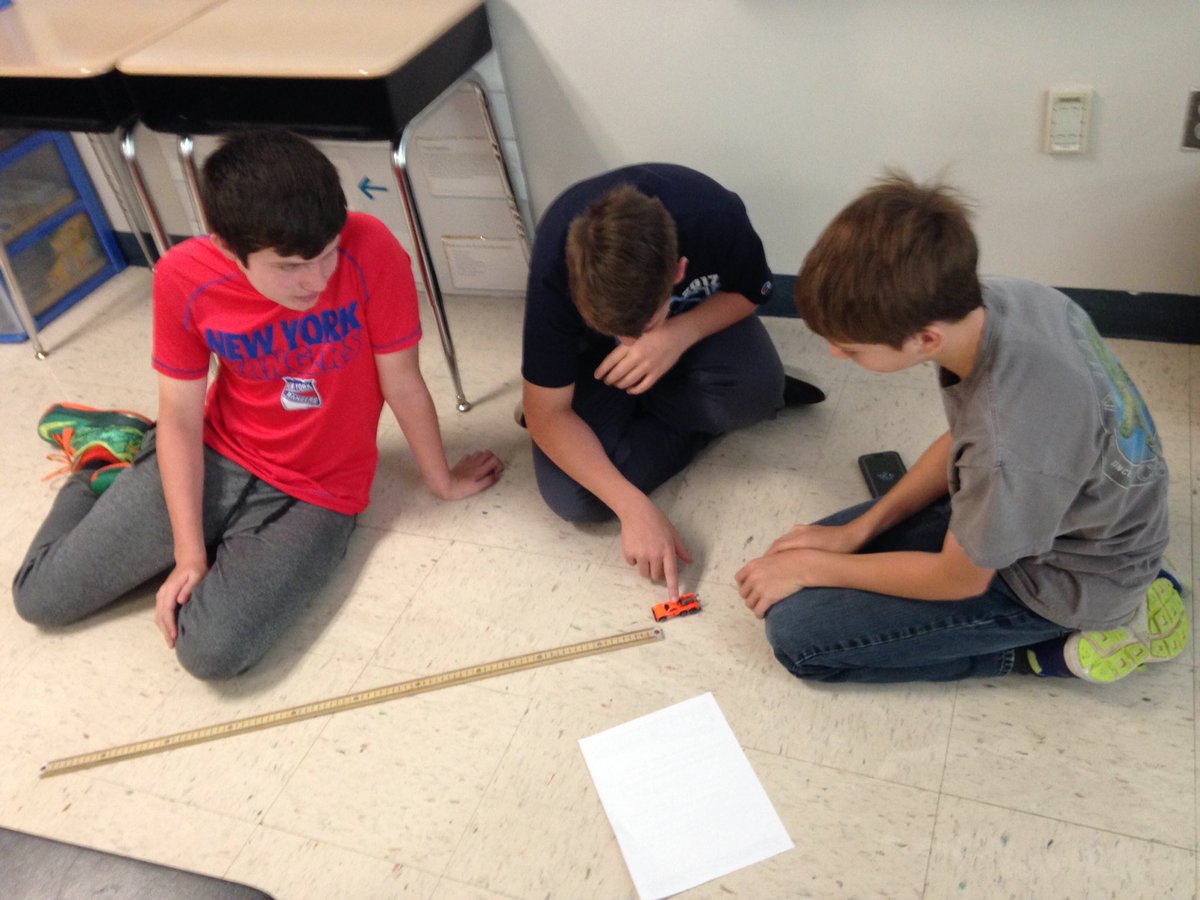 meskillscience's tweet photo. Practice calculating speed. #hrmspatriots #science https://t.co/a3HYEvX7Ay