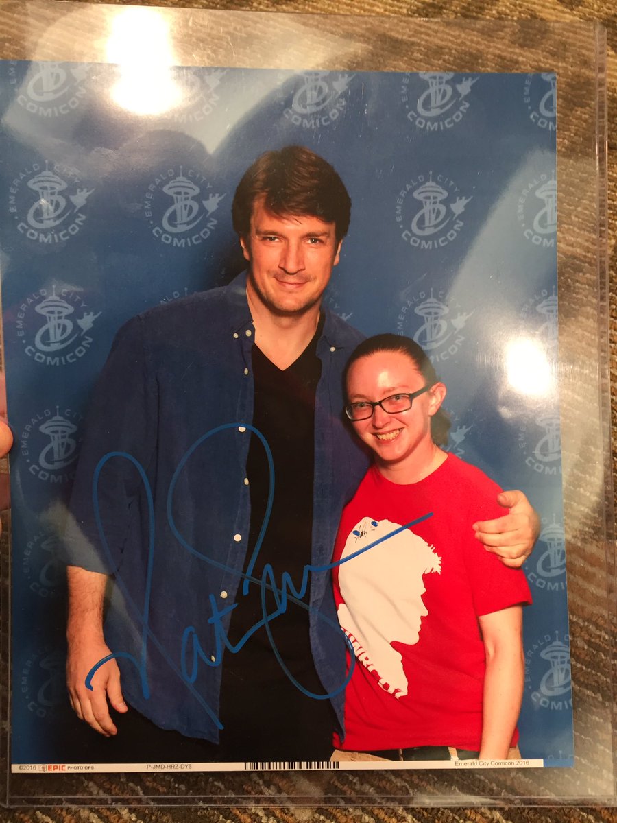 bretra88's tweet photo. 365 days ago I met this awesome human being, @NathanFillion. Still can't believe it! So much fun that weekend at #ECCC2016. #shiny https://t.co/Fy5Rhn7xxY