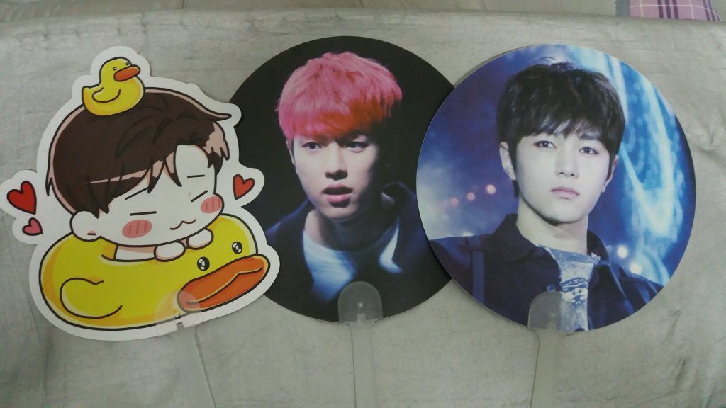 IFNT_iinspirit's tweet photo. ฝากรีค่ะ เซ็ทพี่จาง 150 รวมส่ง พัด 80 รวมส่ง สตก.เล็ก 15 ใหญ่ 20 *สตก.เหมาหมด 60 ขอบคุณที่รีให้ค่ะ 🙏  #ตลาดนัดอินฟินิท #ขายของสะสมอินฟินิท https://t.co/4hyIPy7wMs