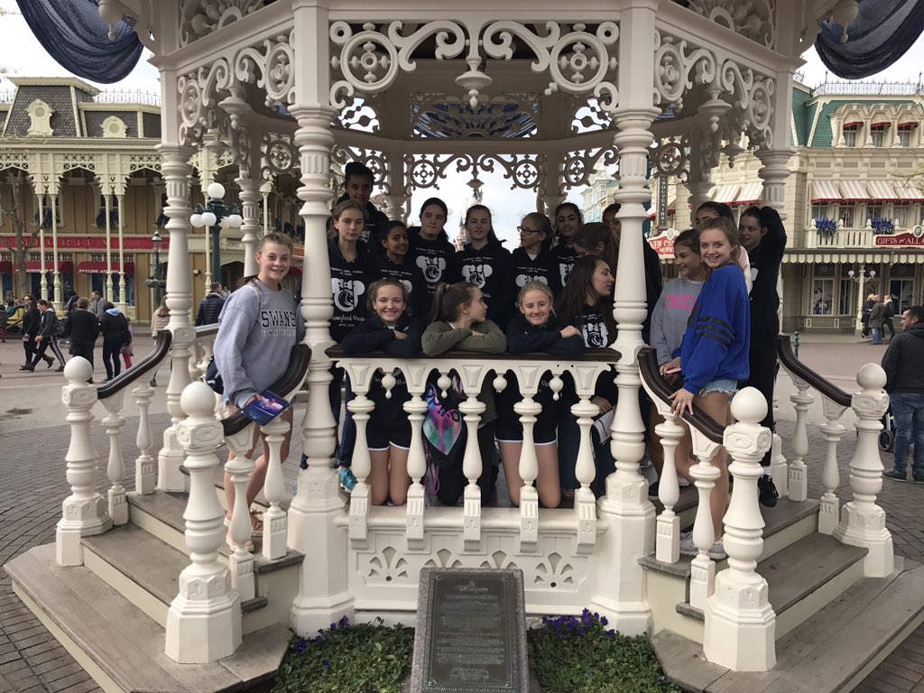 RoyalsNetball's tweet photo. 💫 Disney! #netballatdisney Day 1 Fun https://t.co/fgx9aWrPza