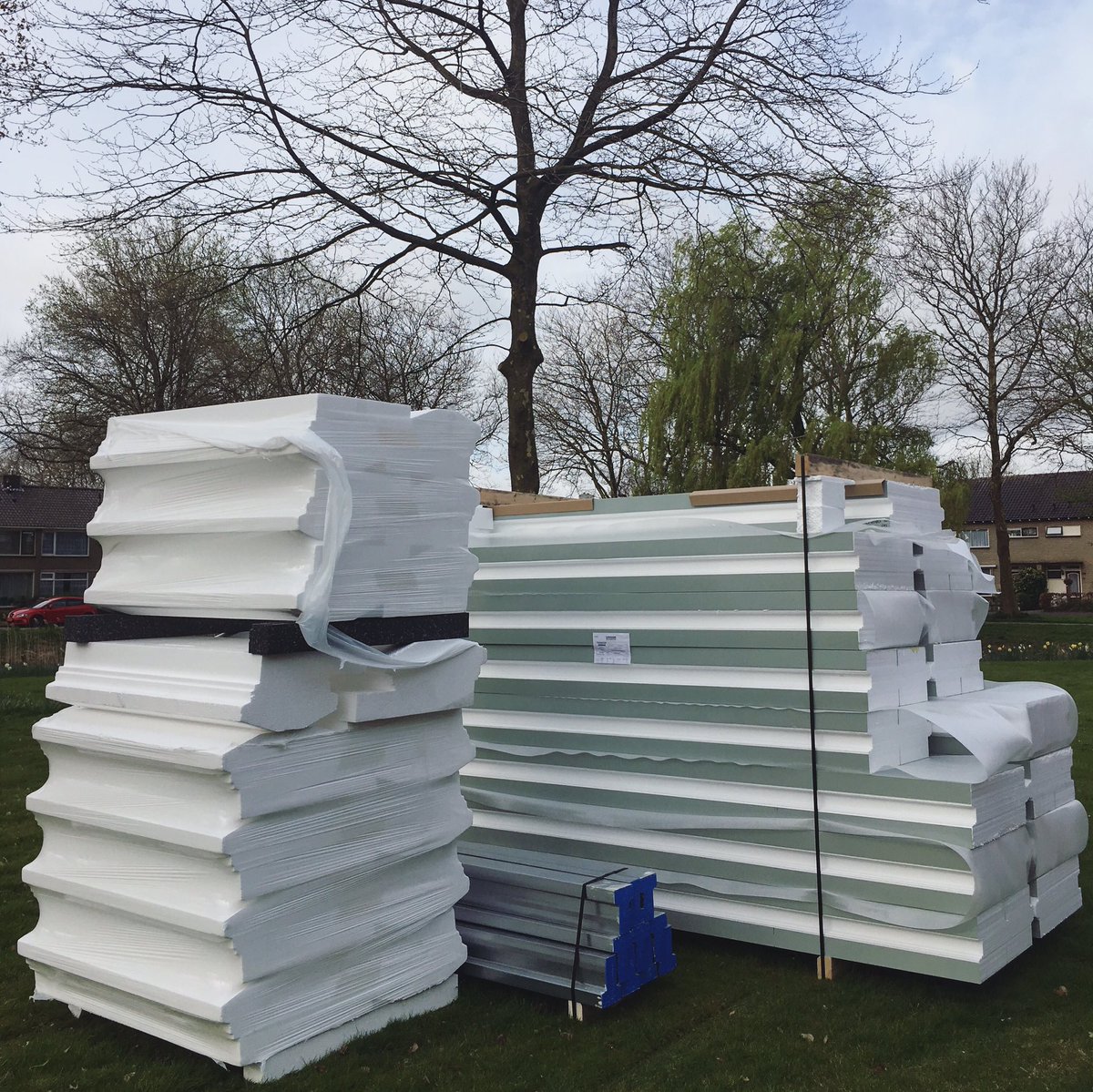 Samen met @woonwaard een woning #renoveren in Heerhugowaard. Een mooie combinatie van twee unieke producten! #renovatievloer #duurzaam