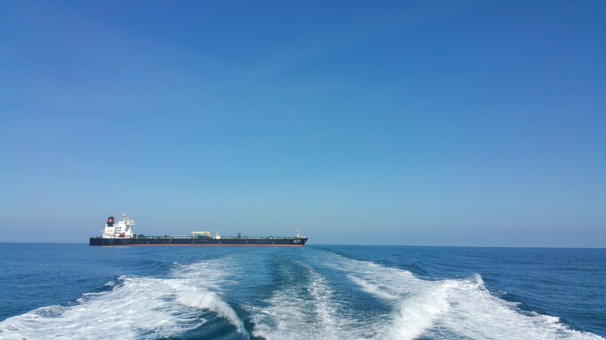 MTSGroupUK's tweet photo. Shots taken over the weekend of our #Pilotage jobs #MTSBrixham #Brixham #MtsHQ #MarineAndTowage #DeepSeaPilot #MtsPathfinder https://t.co/28W7RGQaJg