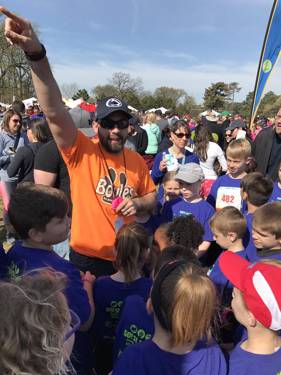bowles_pe's tweet photo. #readrightrun #wearebowles https://t.co/wMPE7gQoXl