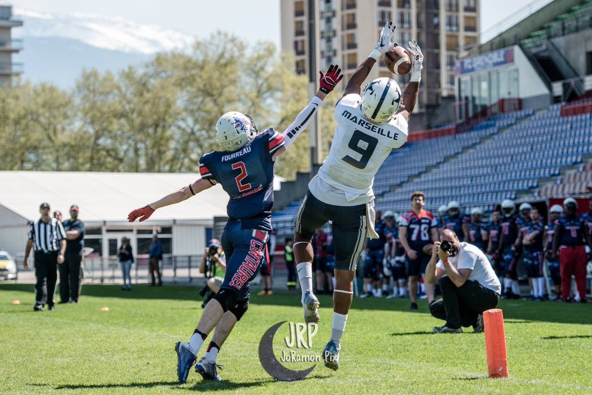 Superbe victoire de nos séniors 32-22 face à <a href="/Centauresfootus/">Centaures-footus</a> dans un match très disputé et capital dans la course au Playoffs