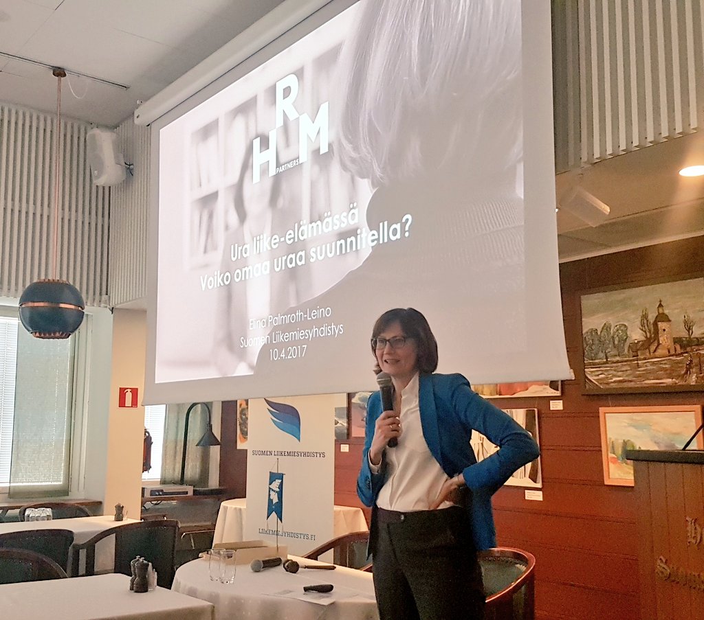 HelenaRebane's tweet photo. Suomen Liikemiesyhdistyksen kokouksessa @ElinaPalmrothLe kertoo uran kehittämisestä. #liikemiesyhdistys #ura https://t.co/wwtYkEcnB5