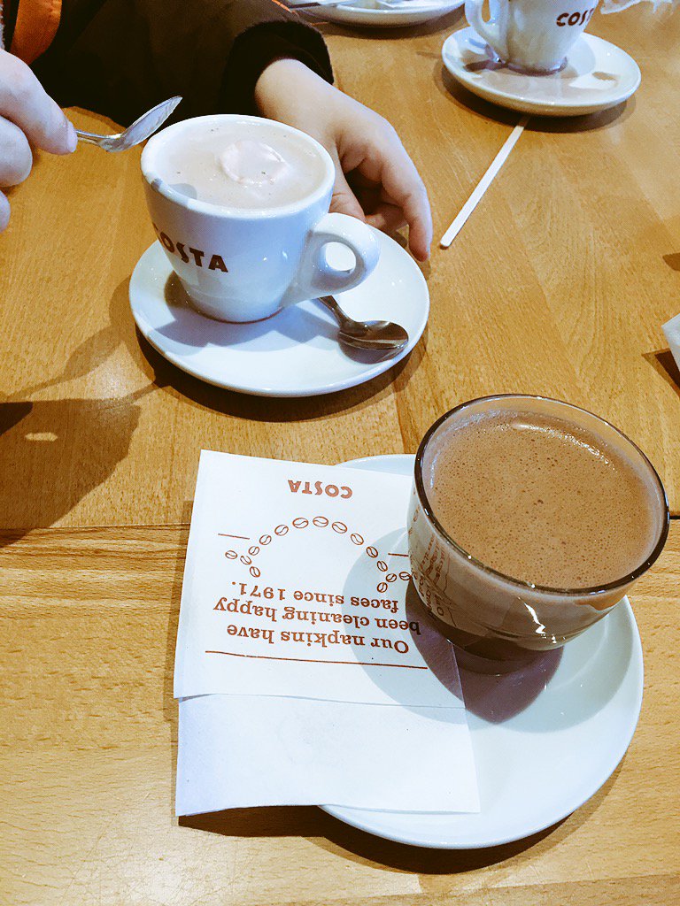 Jordansteve's tweet photo. In costa.  Noah's kiddachino is bigger than my hot chocolate! #CostaCoffee #yourtakingthepiss https://t.co/1Eu8OL9RHb