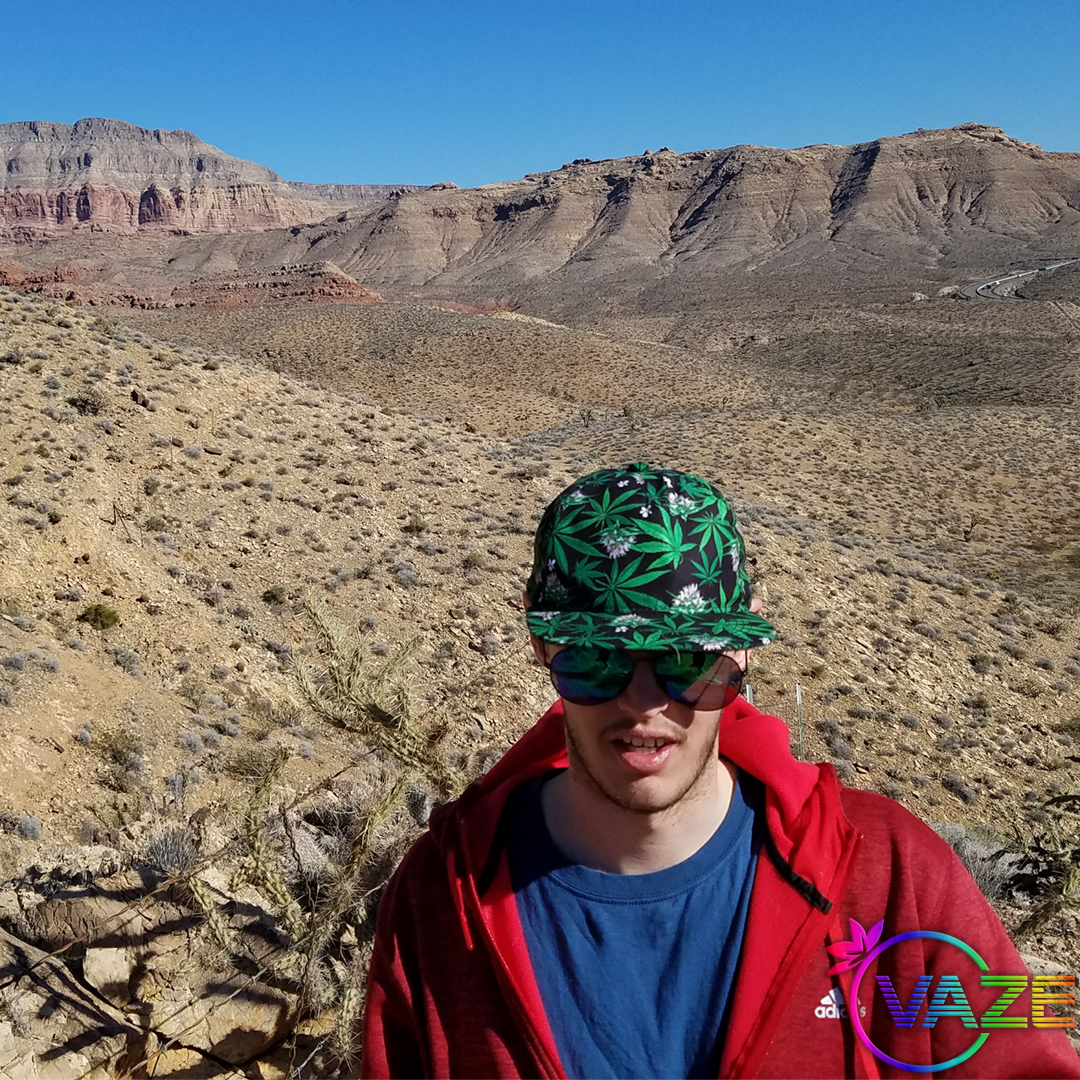 vazefloral's tweet photo. Cloud Nine hat and the Arizona sky ๐ต
#streetwearfashion #weedhat https://t.co/LdMrgyhHBV