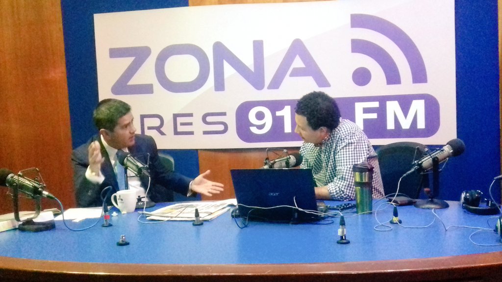 STPSJALISCO's tweet photo. Impulsamos distintivo #DBPL para empresas socialmente responsables por emplear a personas con discapacidad: @Tomas_Figueroa @zona3noticias https://t.co/odOZKcuuYx
