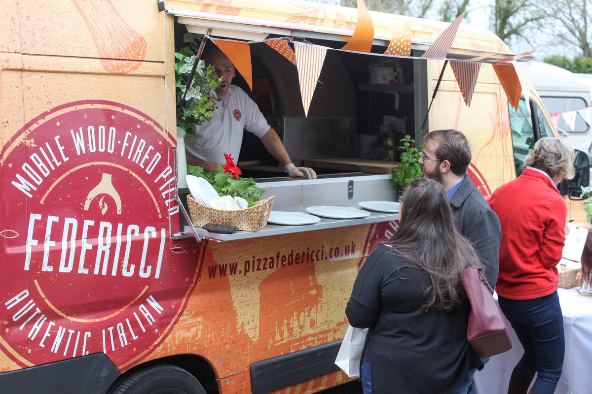 It's Wedding Fair season.<a href="/RussetsWeddings/">RussetsCountryHouse</a> <a href="/GillPikeFlorist/">Gill Pike Florist</a> <a href="/crystalhireltd/">Crystal Hire</a> <a href="/pizzafedericci/">Pizza Federicci</a> @moo